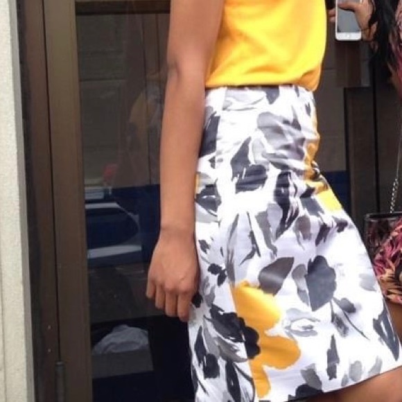 Jones New York 2P Black White Mustard Yellow Floral Skirt - Picture 5 of 5